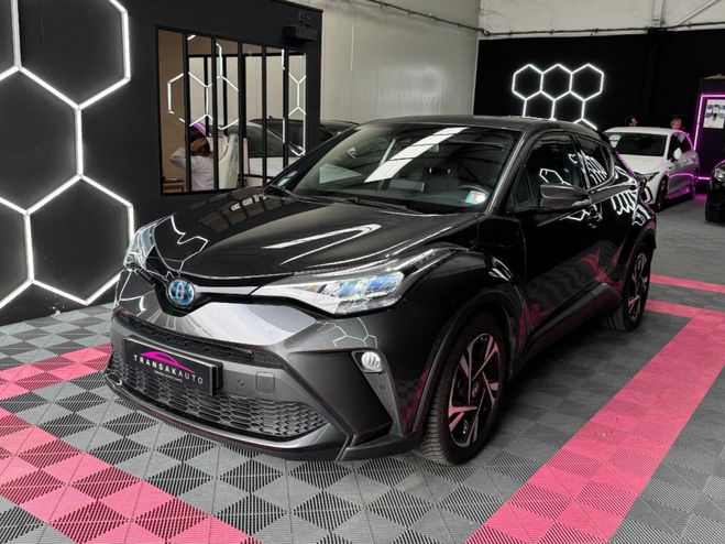 Toyota C HR HYBRIDE MY23 Design 184 ch 2.0L Cam�ra ~ Gris de 2023