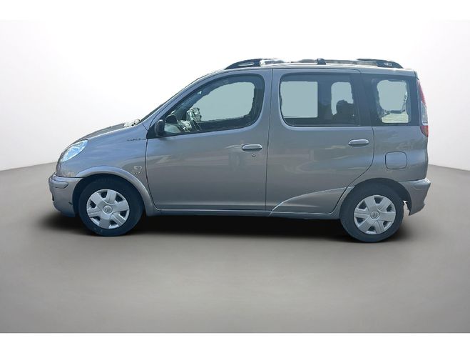 Toyota Yaris Verso 1.3 VVT-i Sol BVA Gris clair de 2003