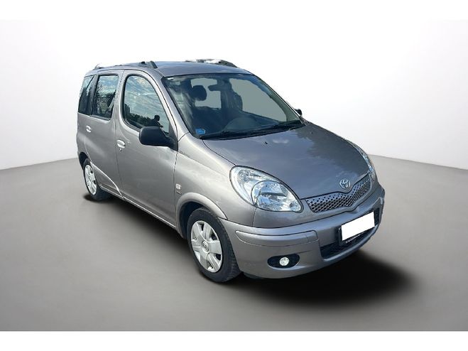 Toyota Yaris Verso 1.3 VVT-i Sol BVA Gris clair de 2003