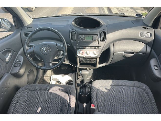 Toyota Yaris Verso 1.3 VVT-i Sol BVA Gris clair de 2003