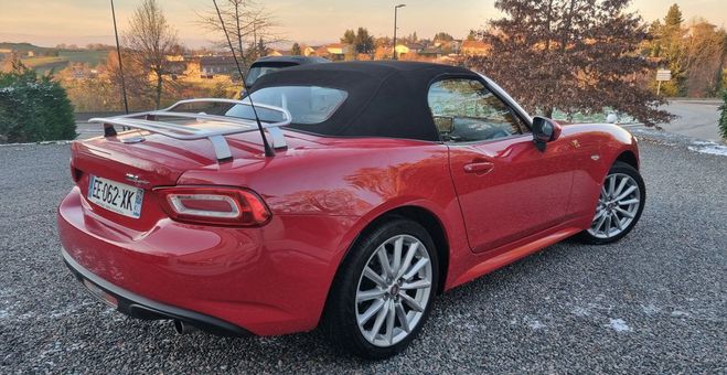 Fiat 124 Spider 140 Lusso  37000km Rouge de 2016