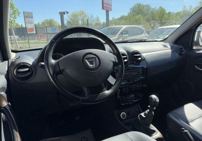 Dacia Duster 1.5 DCI 110CH FAP PRESTIGE 4X4 Blanc de 2012
