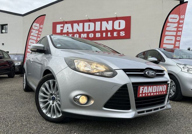 Ford Focus 1.6 TDCI 115CH FAP STOP&START TITANIUM 5 Gris de 2014
