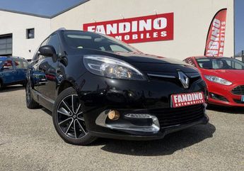  Voir d&eacute;tails -Renault Grand Scenic III 1.5 DCI 110CH ENERGY BOSE ECO� 5 PLA &agrave; Pavie (32)