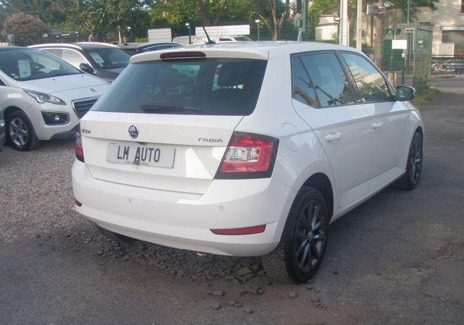 Skoda Fabia III (2) 1.0 MPI 75 EDITION Blanc de 2019