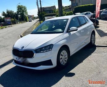  Voir d&eacute;tails -Skoda Fabia 1.0 MPI 80CV ACTIVE 11667HT PRIX EXPORT  &agrave; Coigni�res (78)