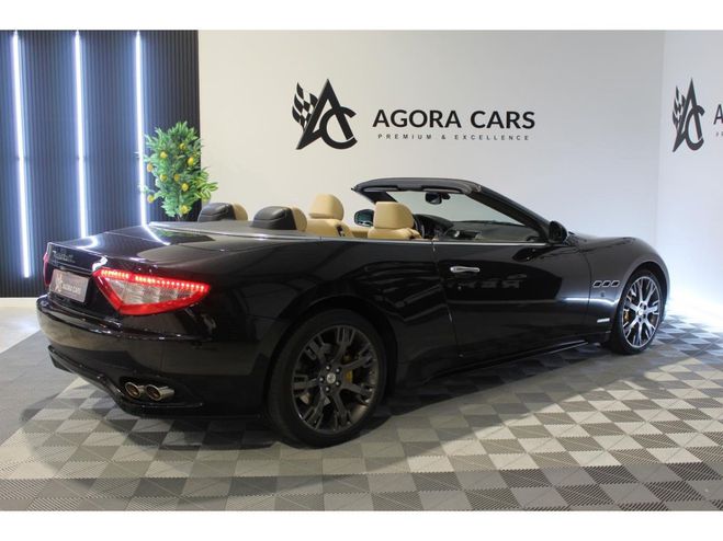 Maserati Grancabrio 4.7i V8 - 440 - BVA CABRIOLET . PHASE 1 NOIR de 2011