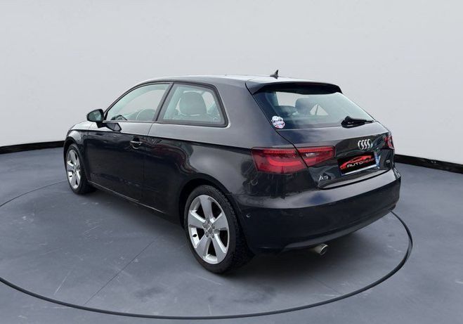 Audi A3 (3) 1.6 TDI DPF 105 Ambition Luxe Gris de 2014