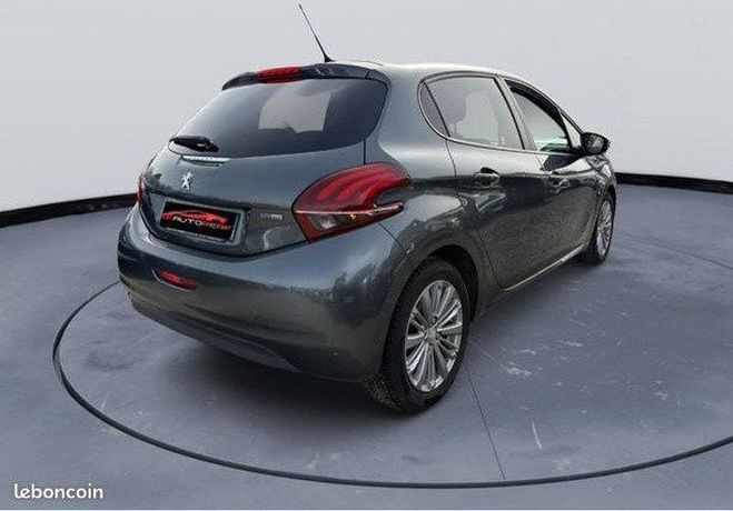 Peugeot 208 1.2 PureTech Style Gris de 2017