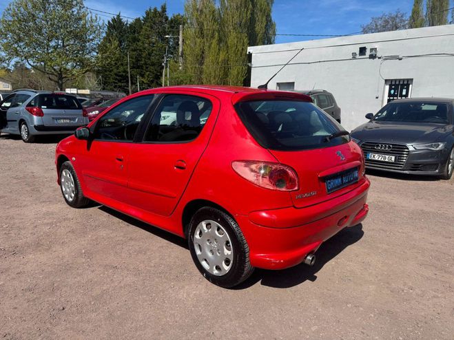 Peugeot 206 Trendy 1.4e 75ch Rouge de 2006