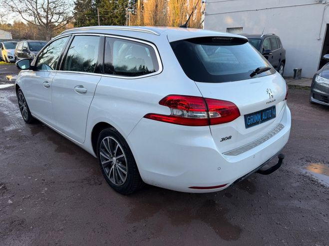 Peugeot 308 SW 1.2i 130ch Allure BVA6 Blanc de 2015