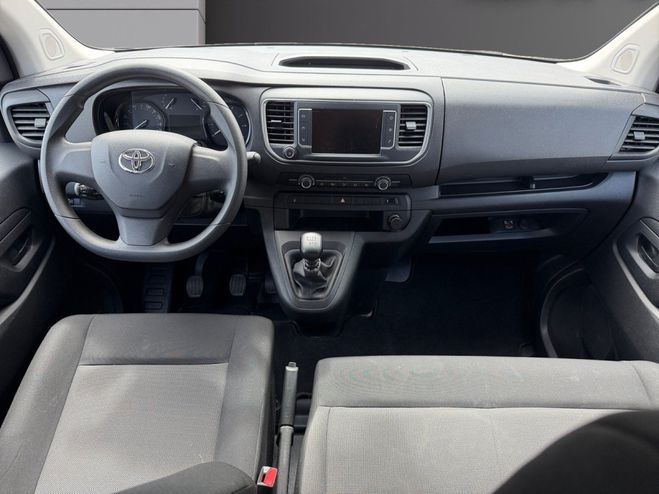 Toyota Proace VERSO RC23 Medium 2.0L 140 D-4D BVM6 Dyn Noir de 2024