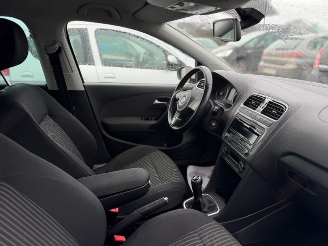 Volkswagen Polo  1.6 TDI 90 CR  Confortline  BLANC de 2011