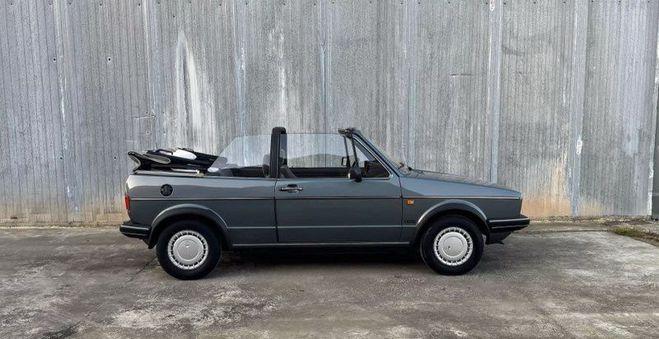 Volkswagen Golf VW Cabriolet 29 000 kms Vert de 1987