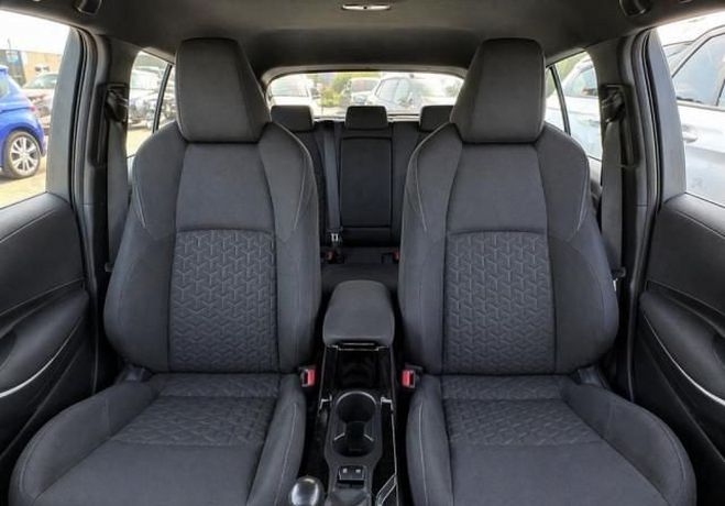 Toyota Corolla PRO HYBRIDE 122h Dynamic Business Gris de 2020