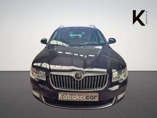 Skoda Superb SW 1.6 CR TDi Ambition DPF Full Capteurs Noir de 