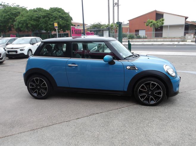 Mini Mini COOPER 122CH BAYSWATER BLEU F de 2012
