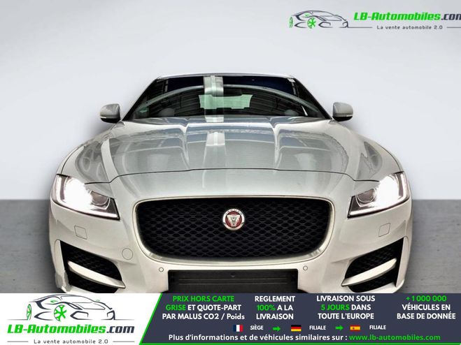 Jaguar XF 180 ch BVA Blanc M�tallique de 2016