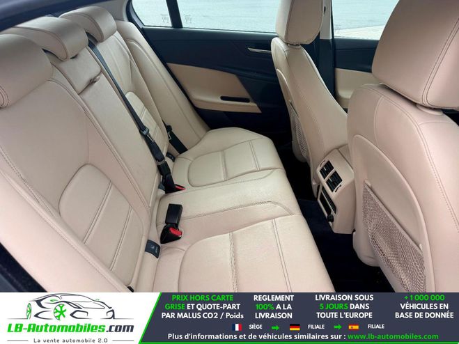 Jaguar XE 180 ch BVA Noir de 2015