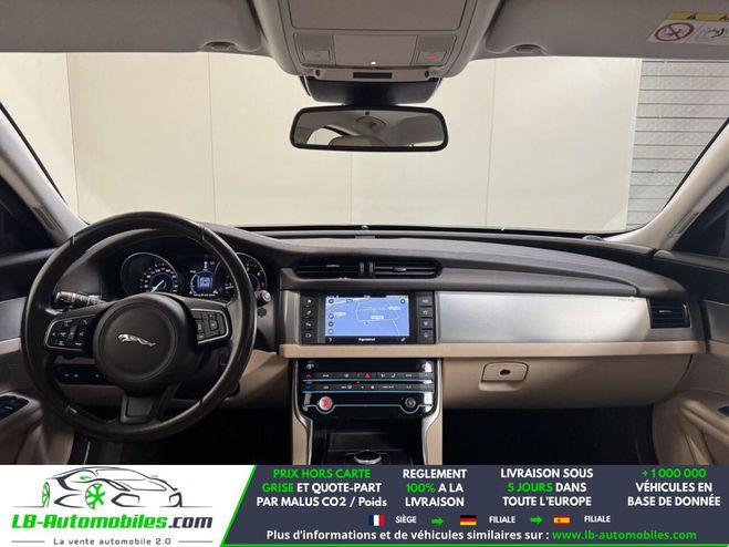 Jaguar XF 180 ch BVA Noir M�tallique de 2018