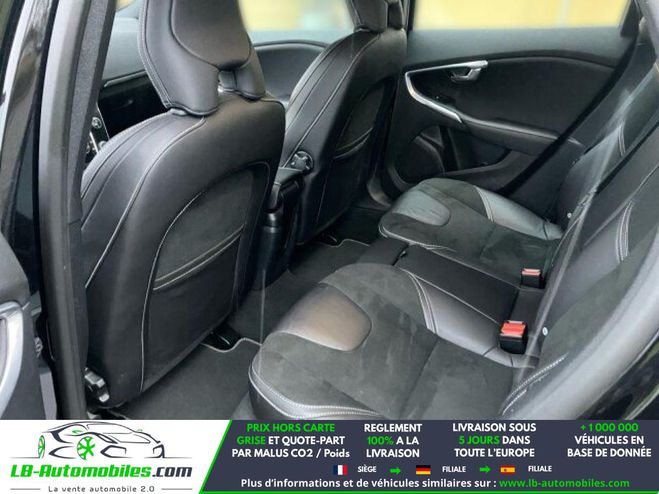 Volvo V40 T2 122 ch BVM Noir M�tallique de 2019