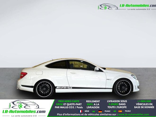 Mercedes Classe C 63 AMG A Blanc M�tallique de 2011