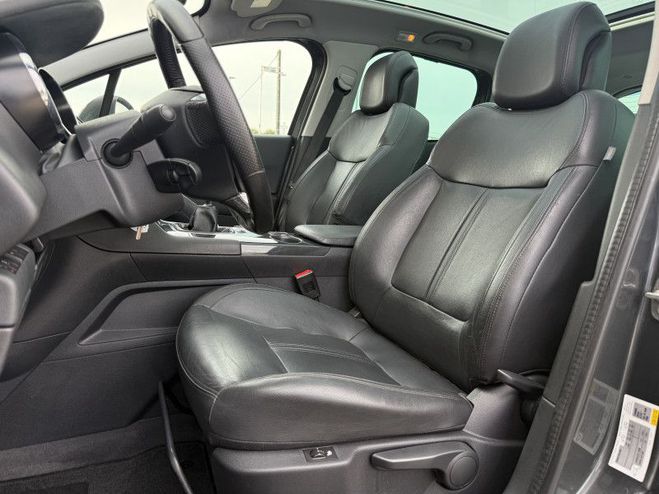Peugeot 3008 1.6 BLUEHDI 120 CH ALLURE S&S GRIS F de 2016