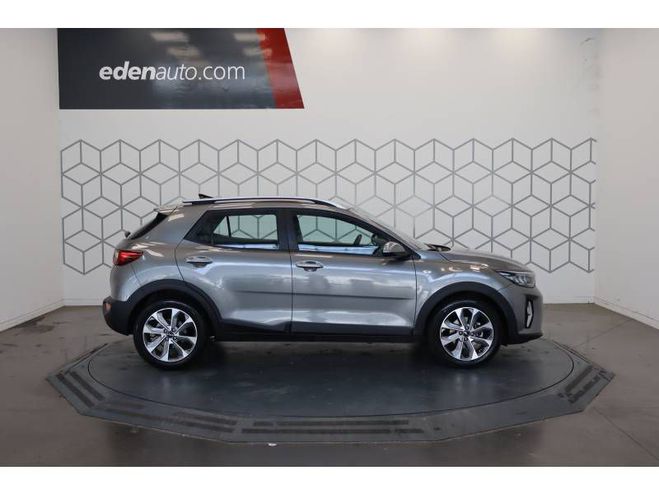 Kia Stonic 1.0 T-GDi 100 ch BVM6 GT Line gris de 2024