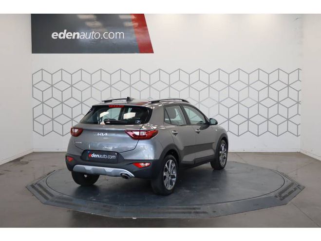 Kia Stonic 1.0 T-GDi 100 ch BVM6 GT Line gris de 2024