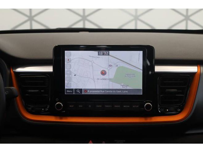 Kia Stonic 1.0 T-GDi 100 ch BVM6 GT Line gris de 2024