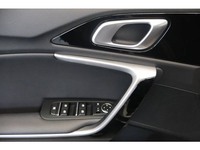 Kia Xceed 1.6 CRDi 136 ch MHEV DCT7 Design blanc de 2021
