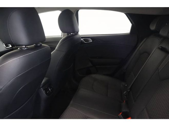 Kia Xceed 1.6 CRDi 136 ch MHEV DCT7 Design blanc de 2021