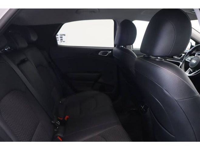 Kia Xceed 1.6 CRDi 136 ch MHEV DCT7 Design blanc de 2021