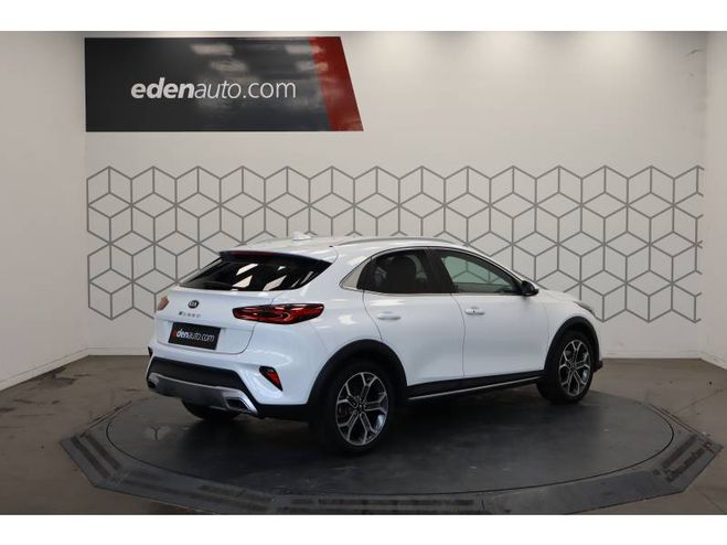 Kia Xceed 1.6 CRDi 136 ch MHEV DCT7 Design blanc de 2021