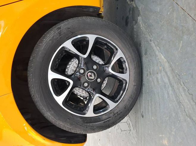 Renault Twingo III SCe 75 - 20 Intens jaune de 2019
