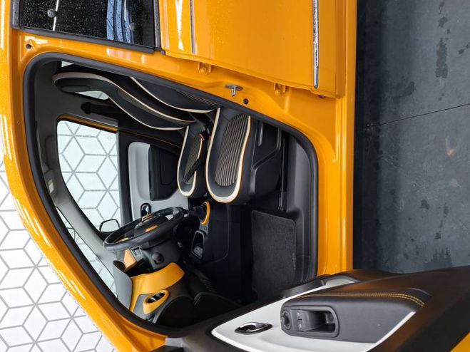 Renault Twingo III SCe 75 - 20 Intens jaune de 2019