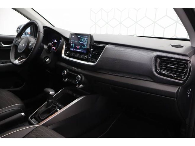 Kia Stonic 1.0 T-GDi 120 ch MHEV DCT7 GT Line gris de 2025