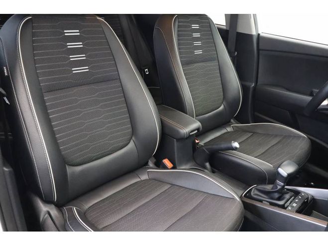 Kia Stonic 1.0 T-GDi 100 ch DCT7 GT Line Premium blanc de 2024
