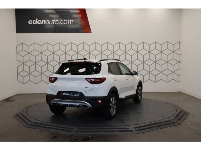 Kia Stonic 1.0 T-GDi 100 ch DCT7 GT Line Premium blanc de 2024