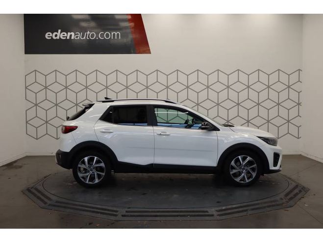 Kia Stonic 1.0 T-GDi 100 ch DCT7 GT Line Premium blanc de 2024