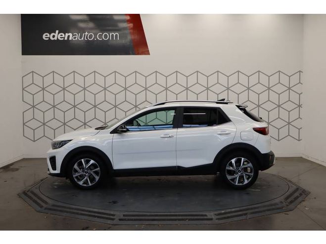 Kia Stonic 1.0 T-GDi 100 ch DCT7 GT Line Premium blanc de 2024