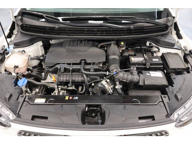 Kia Stonic 1.0 T-GDi 100 ch DCT7 GT Line Premium blanc de 2024