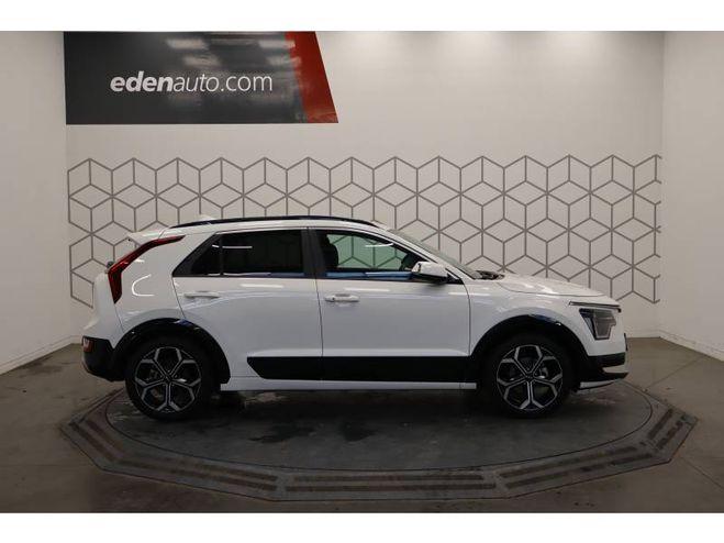 Kia Niro 1.6 GDi 141 ch HEV DCT6 Premium blanc de 2023