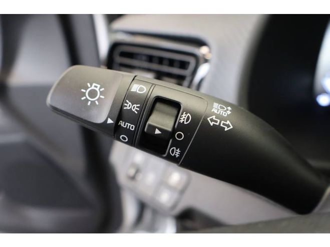 Kia Stonic 1.0 T-GDi 100 ch DCT7 GT Line Premium gris de 2024
