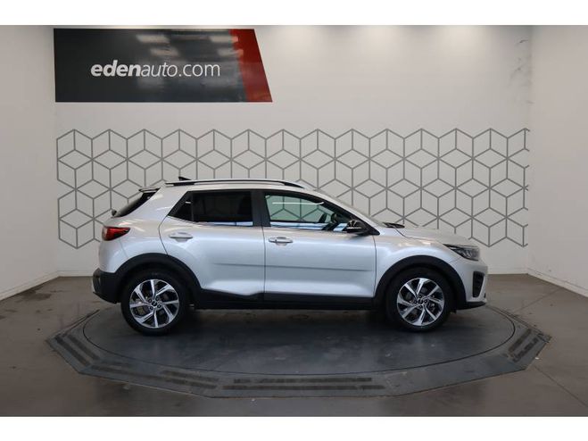 Kia Stonic 1.0 T-GDi 100 ch DCT7 GT Line Premium gris de 2024