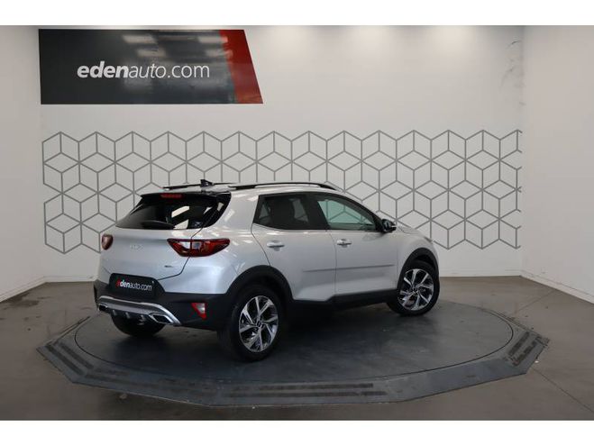 Kia Stonic 1.0 T-GDi 100 ch DCT7 GT Line Premium gris de 2024
