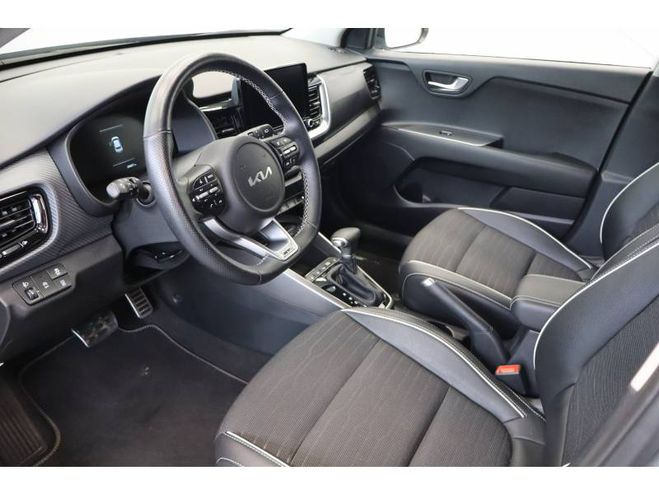 Kia Stonic 1.0 T-GDi 100 ch DCT7 GT Line Premium gris de 2024