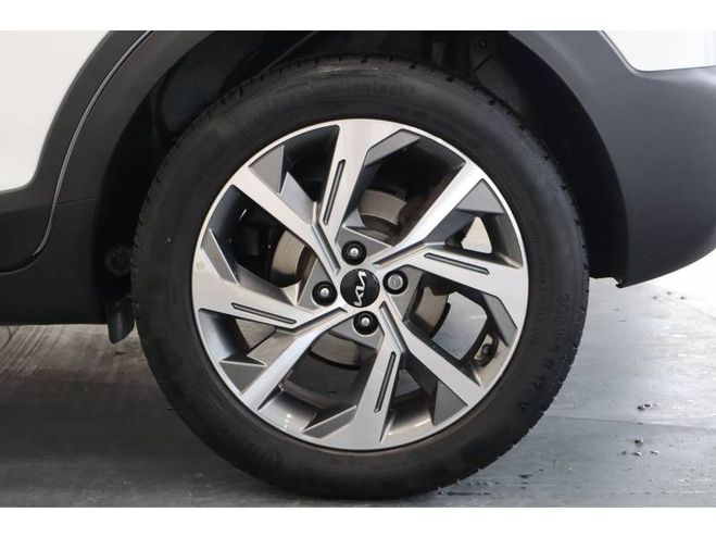 Kia Stonic 1.0 T-GDi 100 ch BVM6 GT Line blanc de 2022