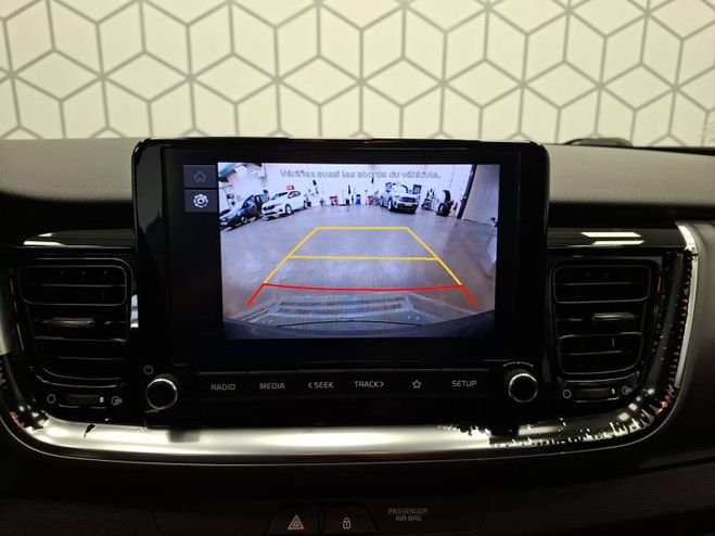 Kia Stonic 1.0 T-GDi 120 ch MHEV iBVM6 Active gris de 2022