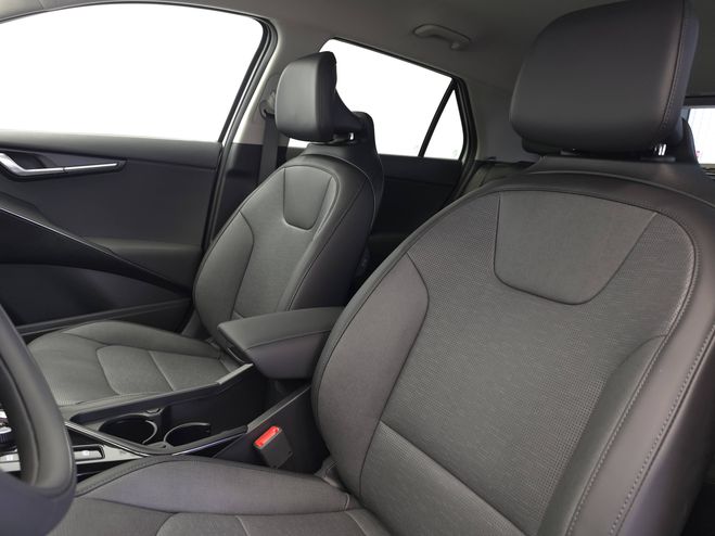 Kia Niro Niro 1.6 GDi 171 ch PHEV DCT6 Premium 5p Blanc de 2025